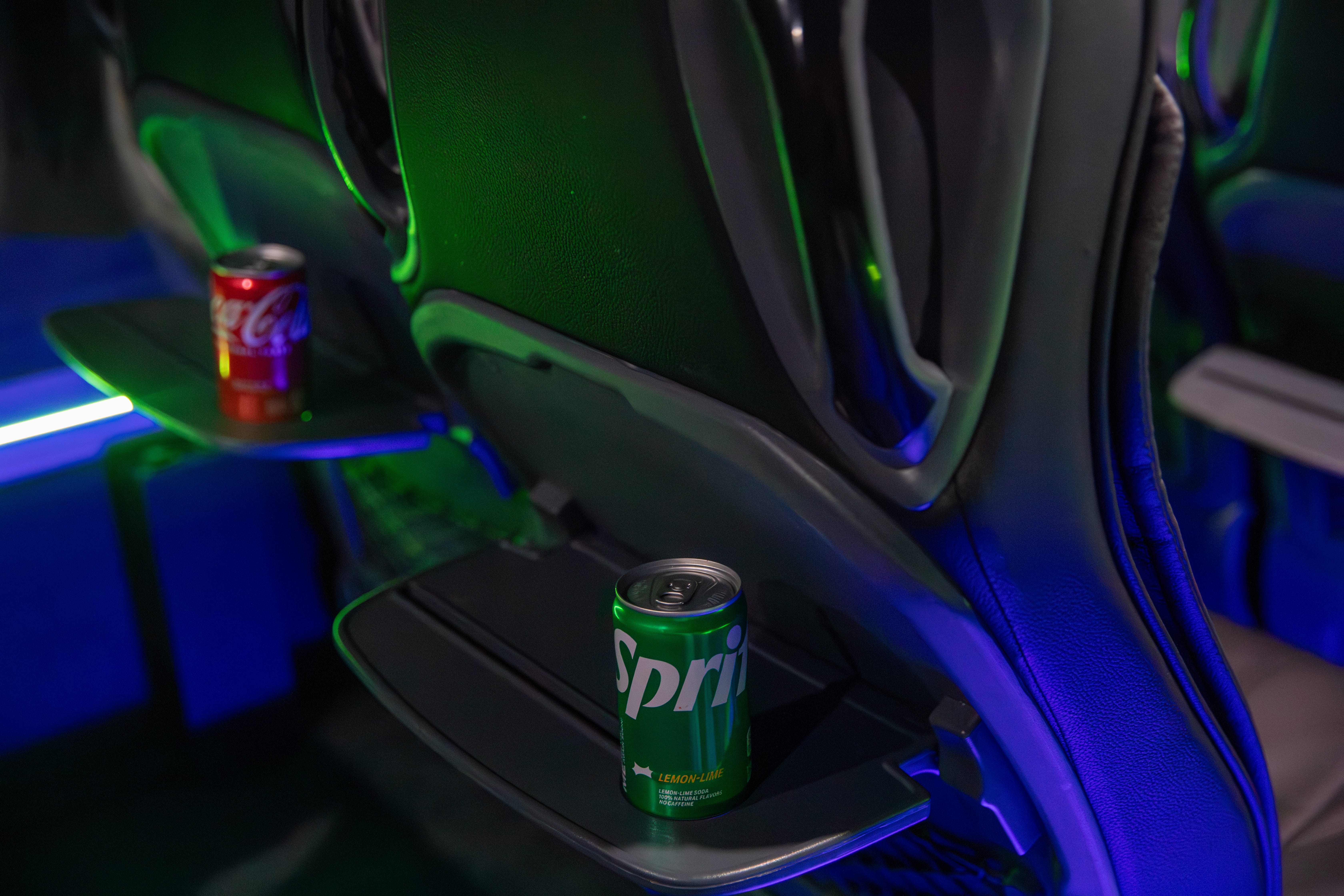 MERCEDEZ-BENZ SPRINTER 3500 AWD 14 PASSENGER Image 41